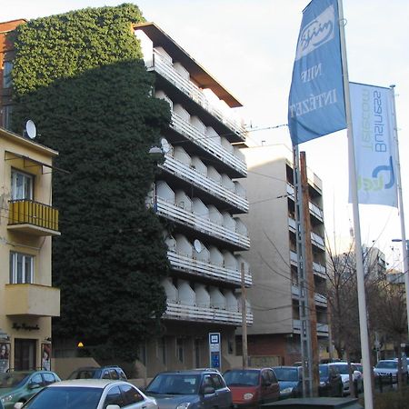 Apartments Leslie Budapest Exterior foto