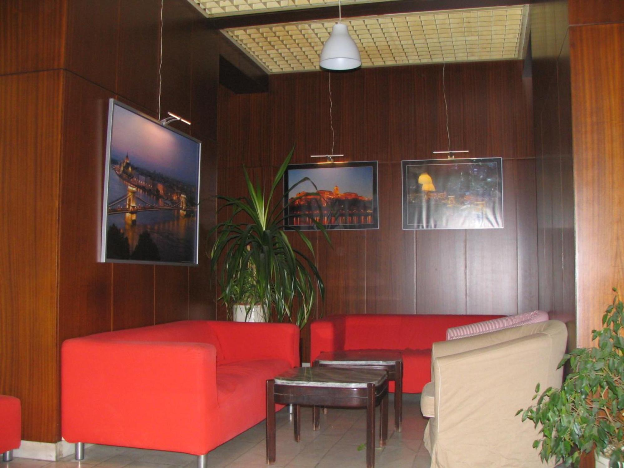 Apartments Leslie Budapest Exterior foto