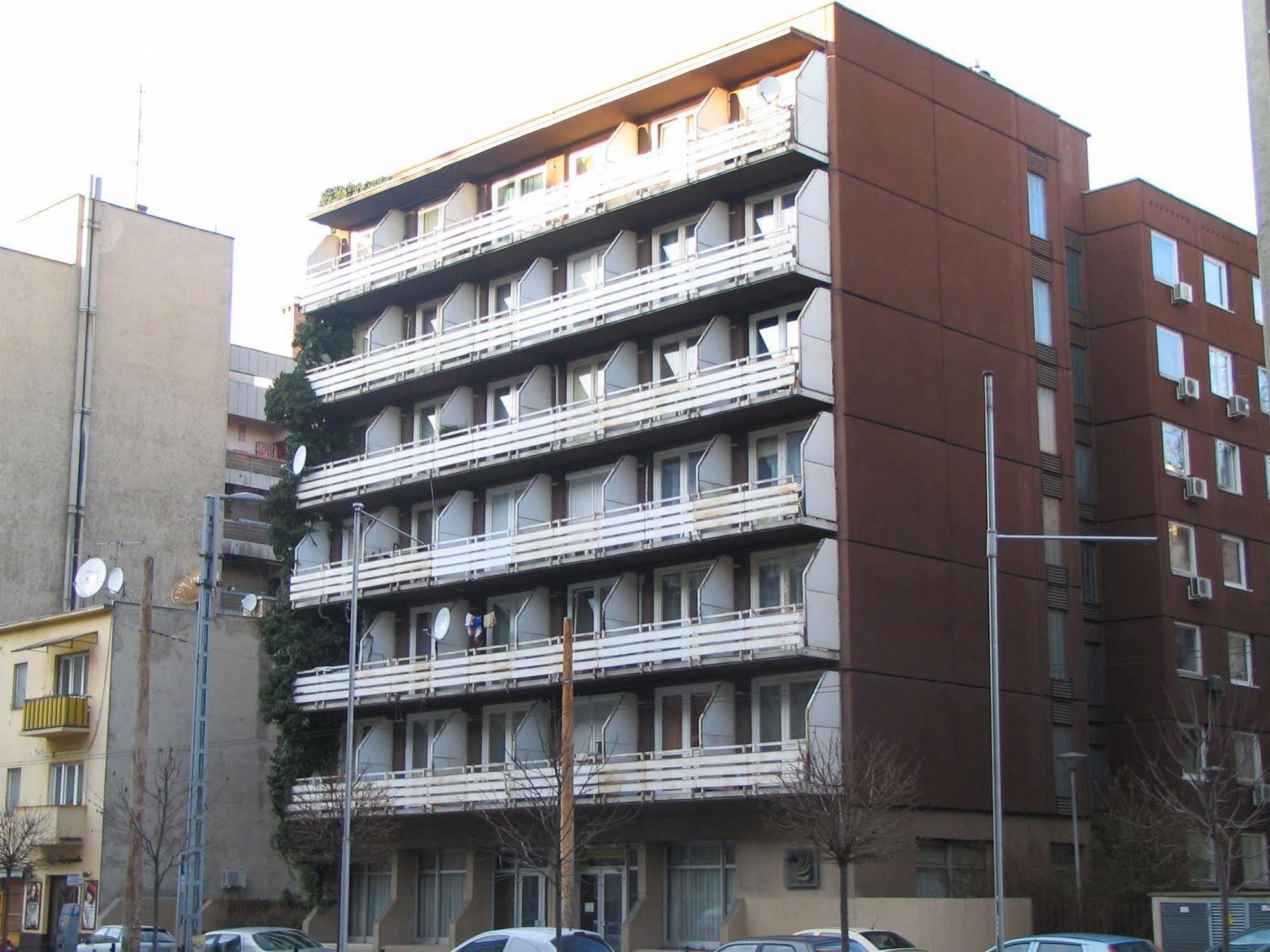 Apartments Leslie Budapest Exterior foto